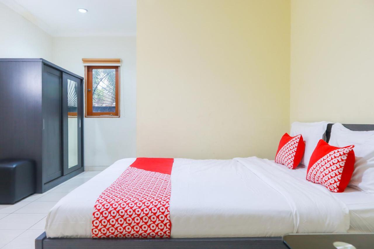 Oyo 2196 Ss Homes Jakarta Kültér fotó